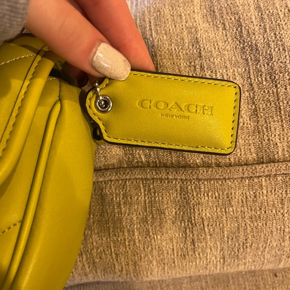 Neon yellow/green coach purse - Picture 5 of 5